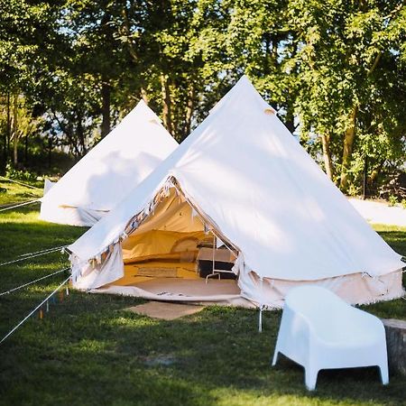 Glamping Mella Muiza Hotel Jūrkalne Eksteriør billede